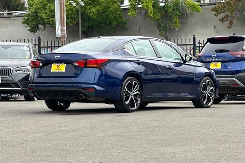2024 Nissan Altima SR FWD