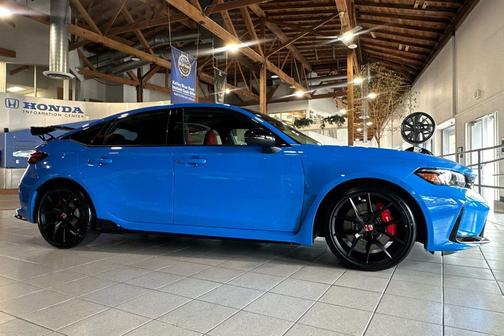 2025 Honda Civic Type R Base