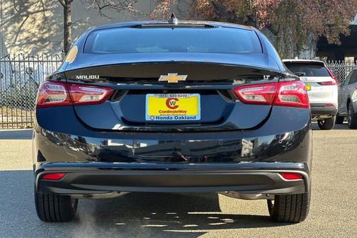 2021 Chevrolet Malibu FWD LT
