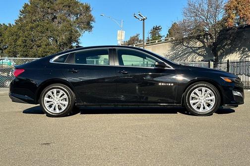 2021 Chevrolet Malibu FWD LT