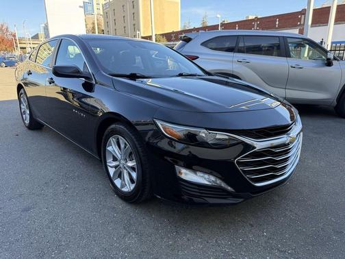 2021 Chevrolet Malibu FWD LT