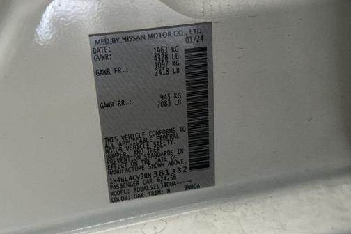 Glacier White 2024 Nissan Altima SR FWD