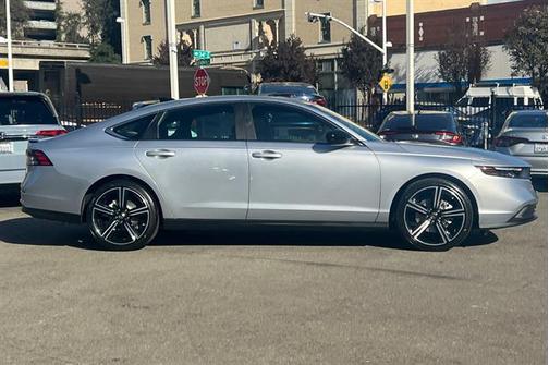 2025 Honda Accord Hybrid Base