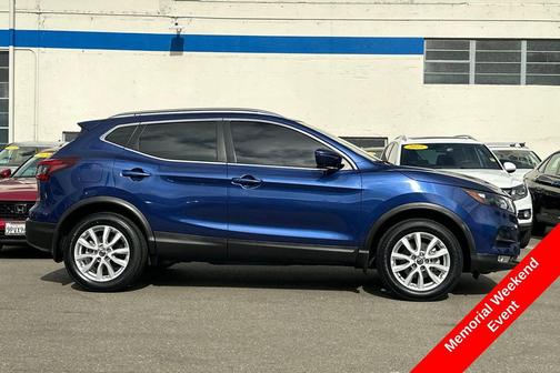 Caspian Blue Metallic 2022 Nissan Rogue Sport SV