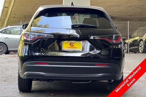 Crystal Black Pearl 2026 Honda HR-V LX