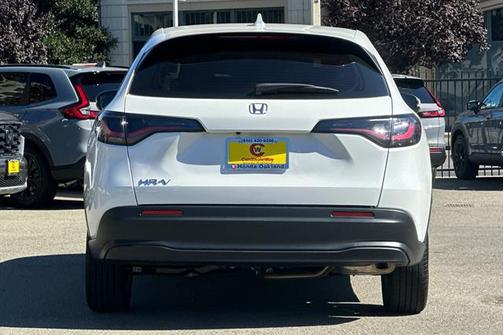 2025 Honda HR-V LX