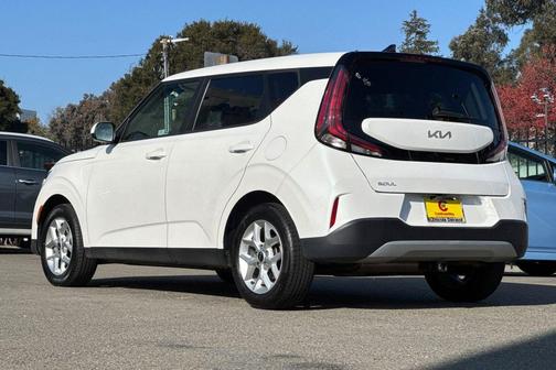 2023 Kia Soul LX