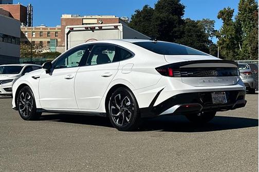 2025 Hyundai SONATA SEL
