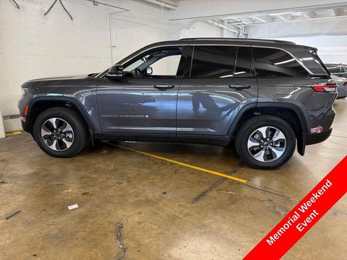 Baltic Gray Metallic Clearcoat 2024 Jeep Grand Cherokee 4xe Base