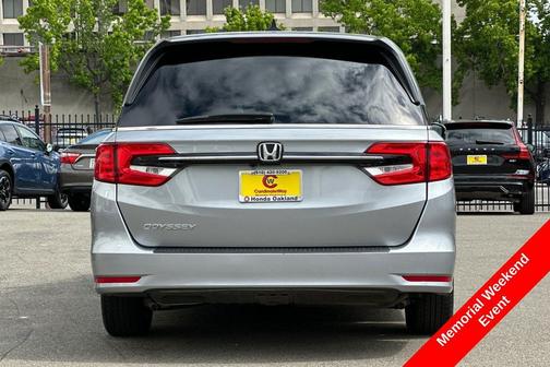 Lunar Silver Metallic 2024 Honda Odyssey EX-L