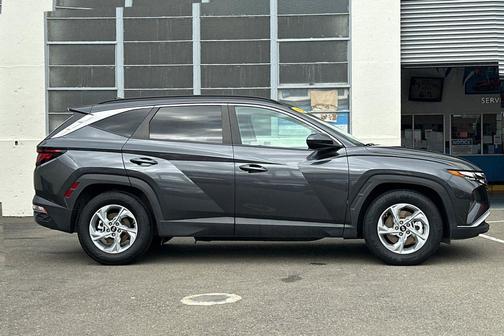 Dark Gray Metallic 2024 Hyundai TUCSON SEL