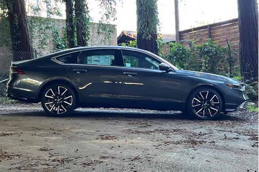 2025 Honda Accord Hybrid Touring
