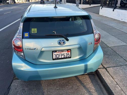 2013 Toyota Prius c Three