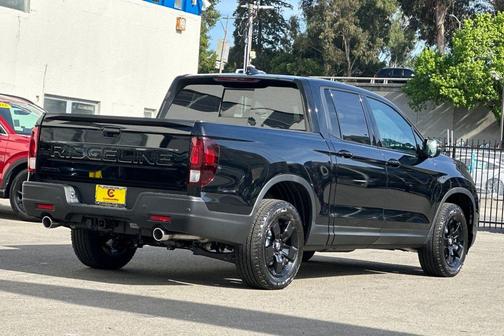 Crystal Black Pearl 2026 Honda Ridgeline Black
