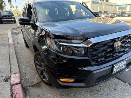 Crystal Black Pearl 2023 Honda Passport AWD EX-L
