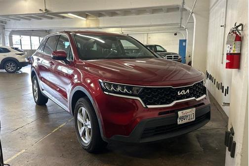 2022 Kia Sorento LX