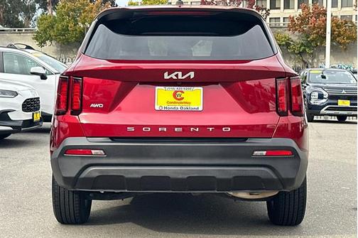 2022 Kia Sorento LX