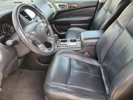 2013 Nissan Pathfinder SL