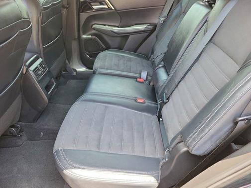 2023 Mitsubishi Outlander SE 2.5 2WD