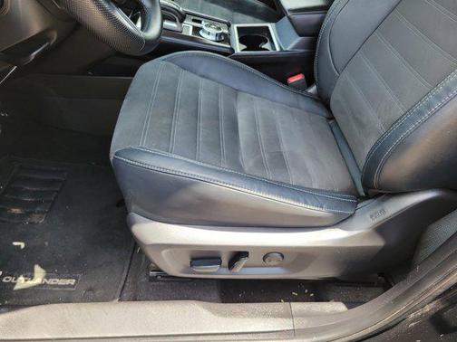 2023 Mitsubishi Outlander SE 2.5 2WD