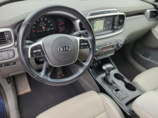 2020 Kia Sorento SX