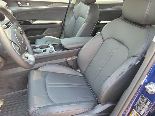 2025 Kia K5 EX