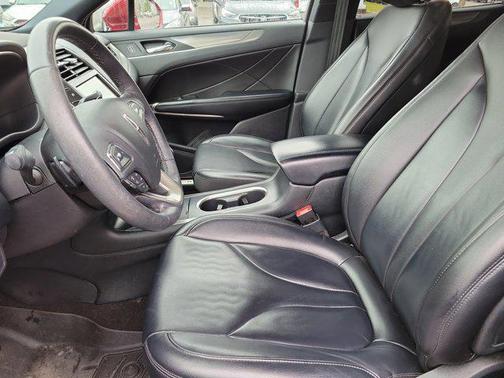 2019 Lincoln MKC Standard