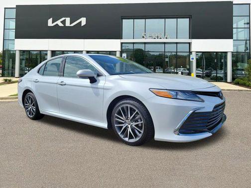 2023 Toyota Camry XLE
