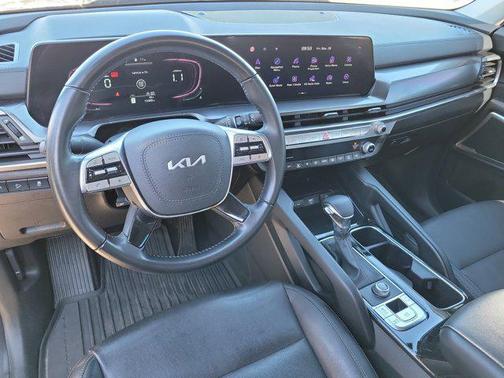 2023 Kia Telluride LX