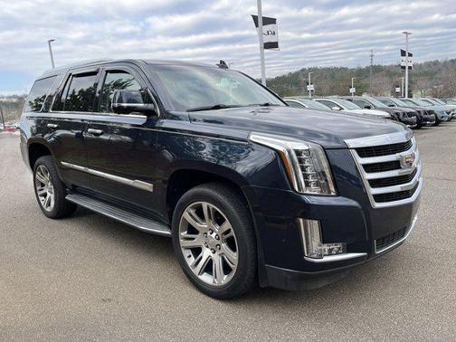 2017 Cadillac Escalade Luxury