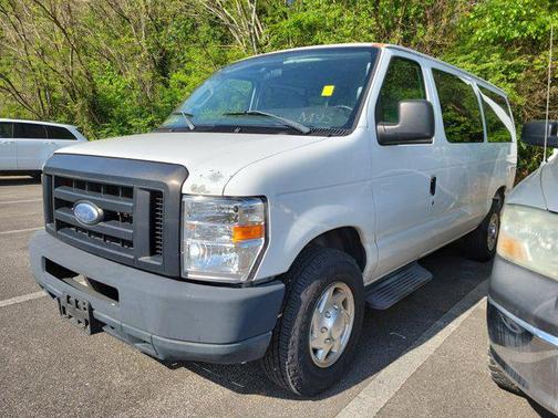 2010 Ford E350 Super Duty XLT
