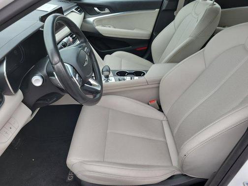 2025 Genesis G70 2.5T RWD