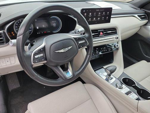 2025 Genesis G70 2.5T RWD