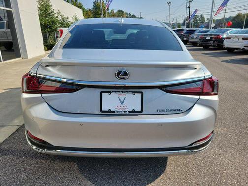 2021 Lexus ES 300h Base