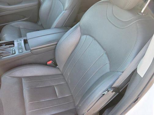 2018 Genesis G80 3.8