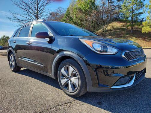 2017 Kia Niro LX