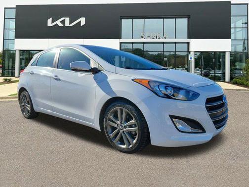 2017 Hyundai Elantra GT Base