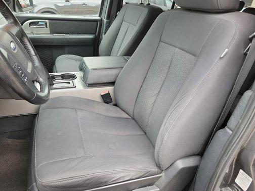 2017 Ford Expedition EL XLT