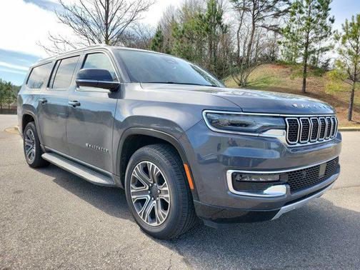 2024 Jeep Wagoneer L Series II 4x2