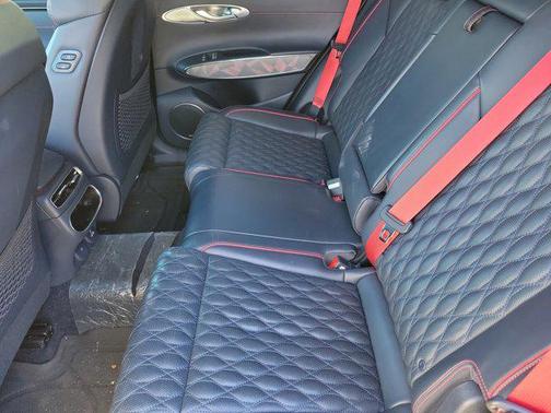 2022 Genesis GV70 3.5T AWD Sport