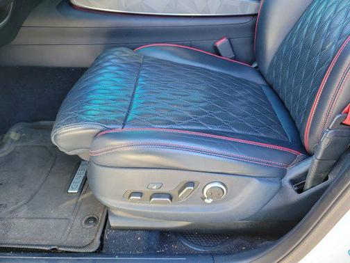 2022 Genesis GV70 3.5T AWD Sport