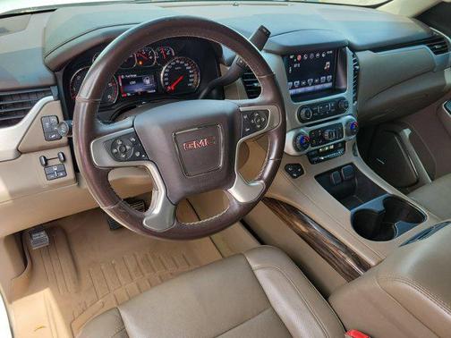 2016 GMC Yukon SLT