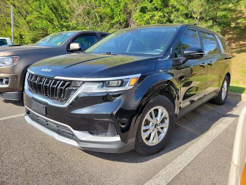 2022 Kia Carnival LXS