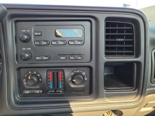 2005 Chevrolet Silverado 1500 W/T