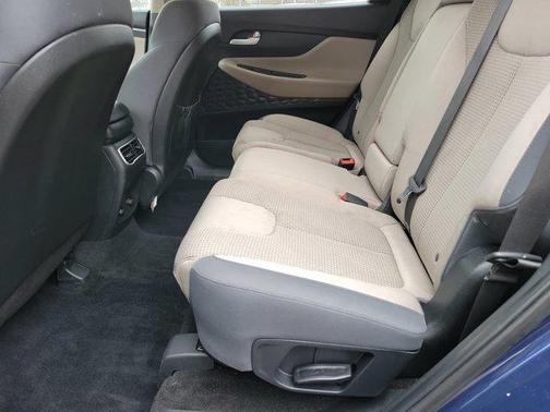 2022 Hyundai SANTA FE SE