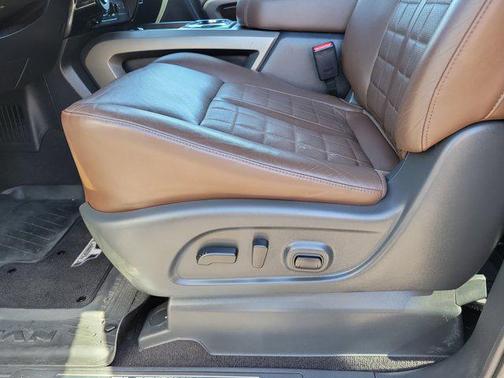 2023 Nissan Titan Platinum Reserve