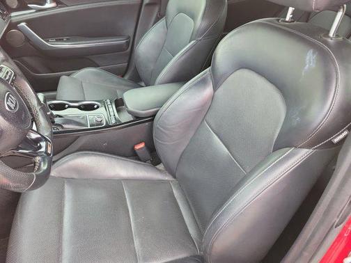 2021 Kia Stinger GT-Line