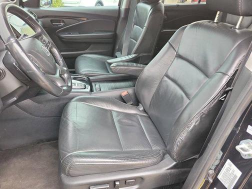 2021 Honda Pilot Touring 8-Passenger