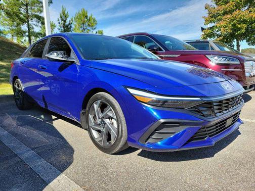 2024 Hyundai ELANTRA Limited