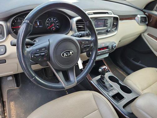 2016 Kia Sorento EX